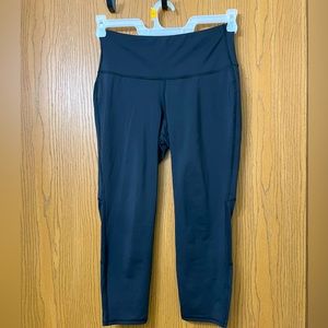 Old Navy Active Go Dry High-Waisted Crop Leggings Size Medium Petite